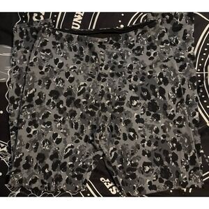Suave Grey Cheetah Print Revolutionary Tummy Control Leggings, Small‎